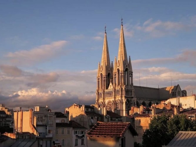 Read more about the article Une « sono de confinement » pour l’église Saint-Vincent-de-Paul à Marseille