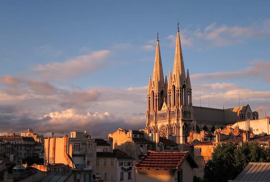 You are currently viewing Une « sono de confinement » pour l’église Saint-Vincent-de-Paul à Marseille